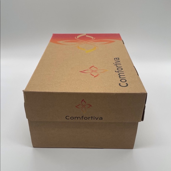 Comfortiva Pieter Grey Valance Suede Bootie 8.5 NWT - Picture 5 of 10